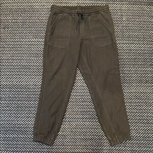 Gray Jogger Sweatpants with Elastic Waistband